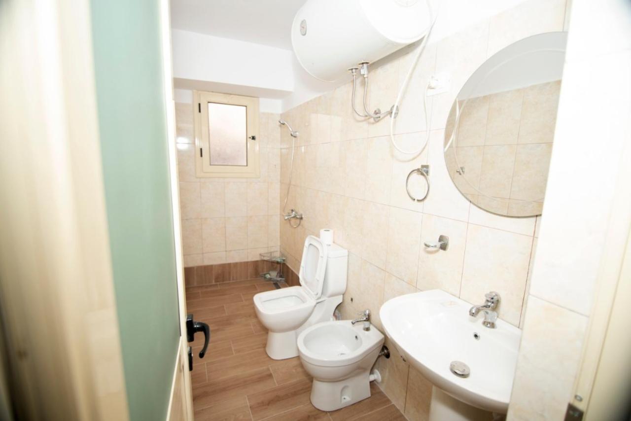 Hotel Her Vlorë 외부 사진