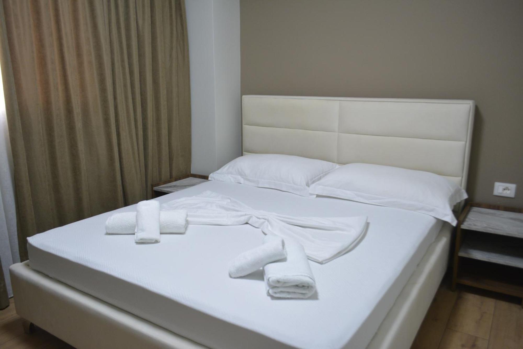 Hotel Her Vlorë 외부 사진